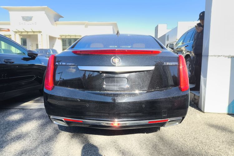 凯迪拉克XTS 2015款 28T 舒适型车身外观6