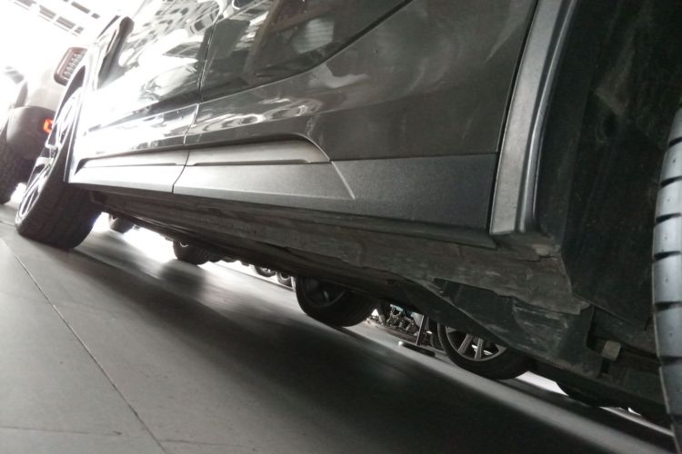 领克05 2020款 2.0TD 四驱劲Halo局部细节9002