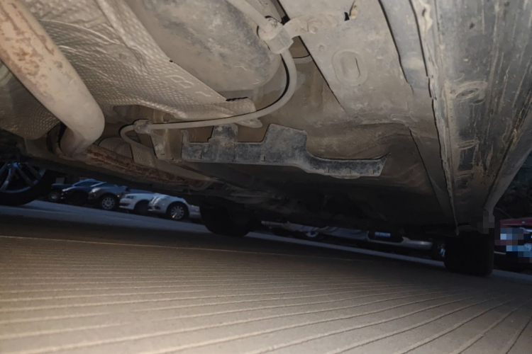 丰田 卡罗拉 2011款 1.6L 自动GL局部细节9002