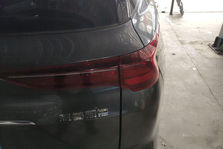 五菱汽车 五菱凯捷 2020款 1.5T CVT旗舰型车身外观9