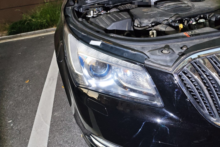 别克 君越 2014款 2.0T SIDI 智享旗舰型车身外观8