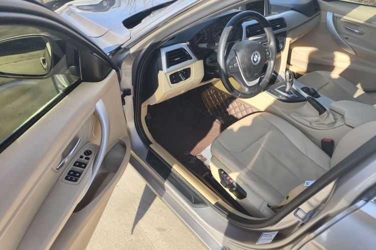 宝马3系 2015款 320Li 超悦版时尚型中控内饰20