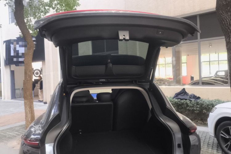 智己汽车 智己LS7 2023款 90kWh Elite后驱版局部细节23