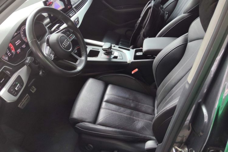 奥迪A4L 2020款 40 TFSI 豪华动感型中控内饰19