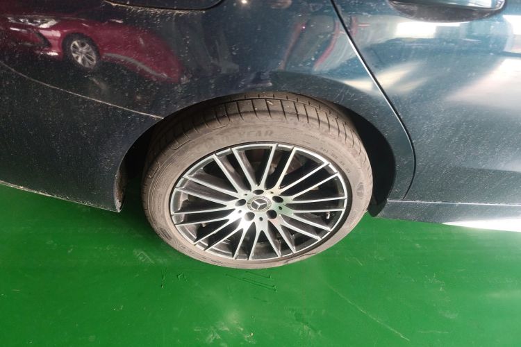 奔驰C级 2023款 改款 C 200 L 运动版车身外观6003