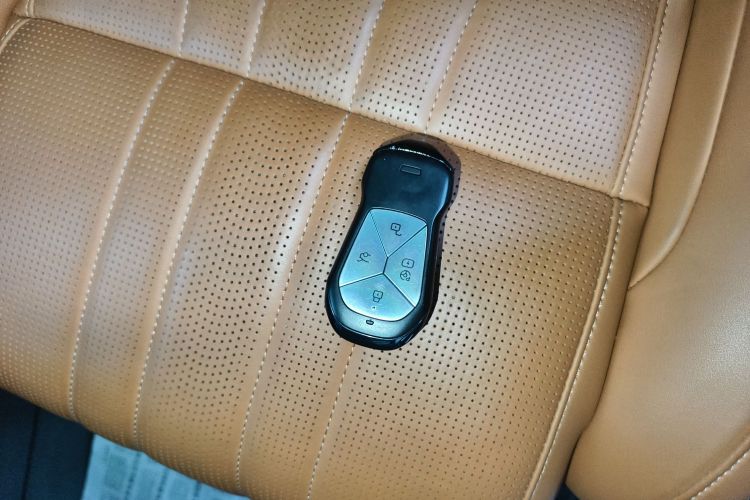 小鹏G9 2022款 702 Pro中控内饰11