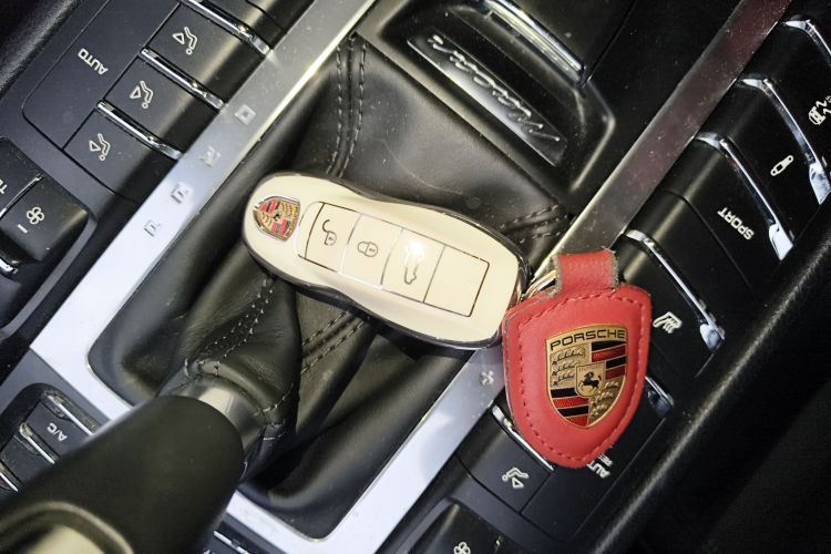 保时捷 2017款  Macan 2.0T中控内饰7001