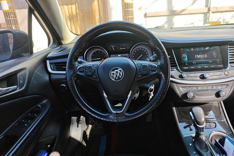 别克 威朗 2017款 三厢 20T 双离合领先型中控内饰13