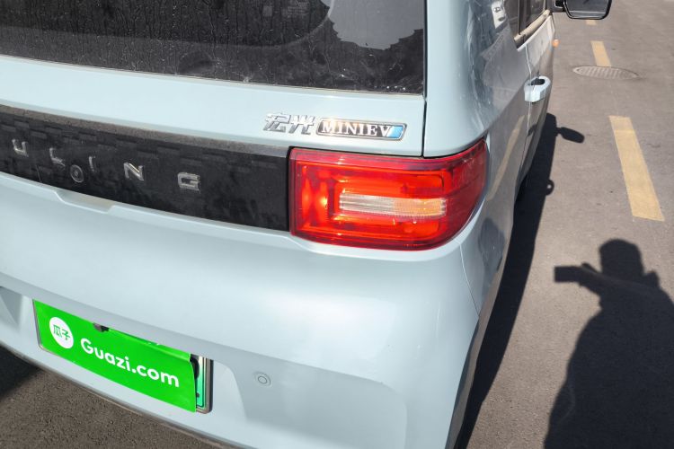 五菱汽车 宏光MINIEV 2022款 轻松款 磷酸铁锂车身外观9