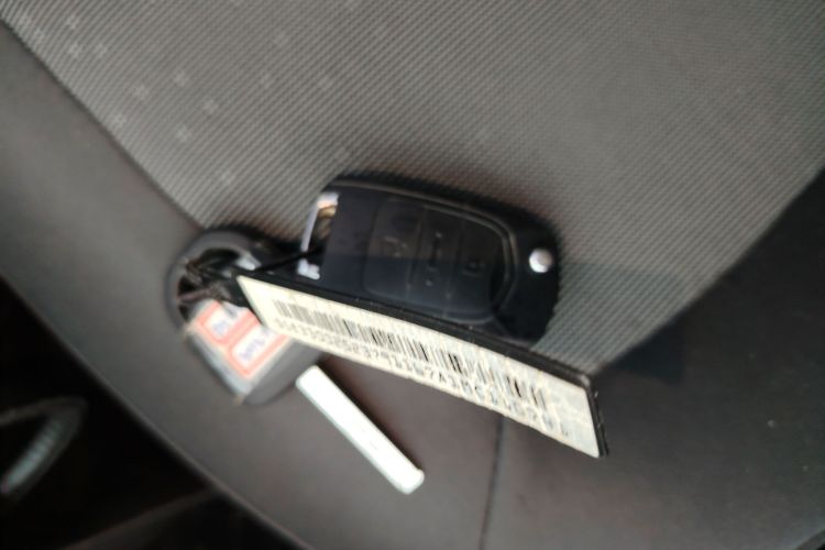 五菱汽车 宏光MINIEV 2020款 悦享款 磷酸铁锂中控内饰11