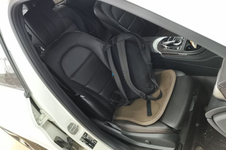 奔驰GLC 2019款 改款 GLC 300 L 4MATIC 动感型局部细节41