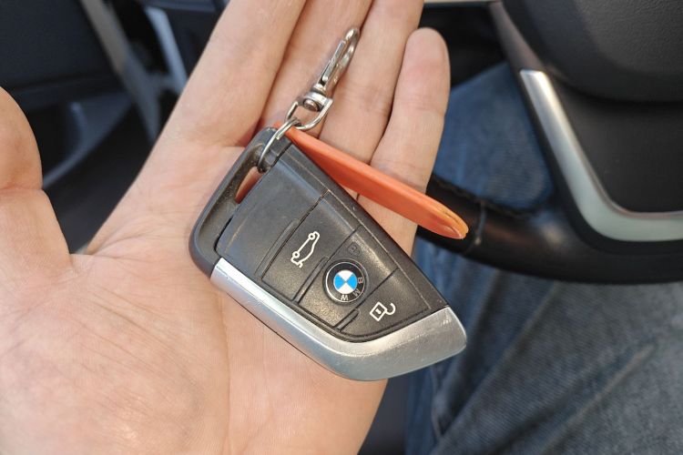 宝马1系 2021款 120i M运动版中控内饰11