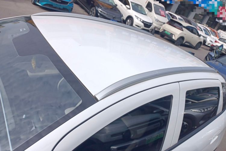 吉利几何E萤火虫 2024款 401km 萤光局部细节57