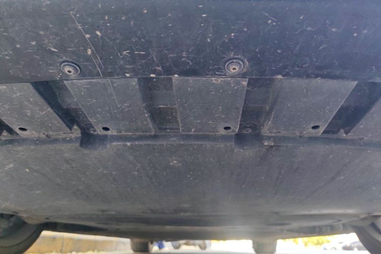 小米汽车 小米SU7 2024款 四驱Max创始版局部细节9006