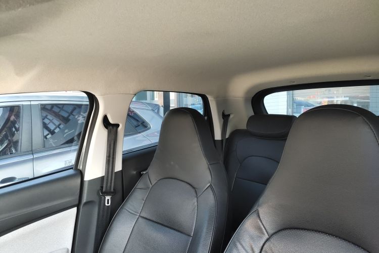 零跑汽车 零跑T03 2022款 皓玉版中控内饰22