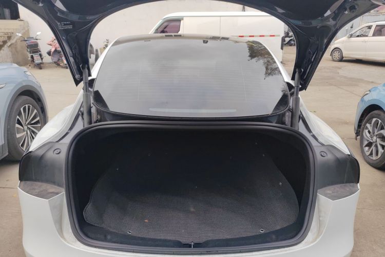 特斯拉 Model 3 2023款 后轮驱动版局部细节23