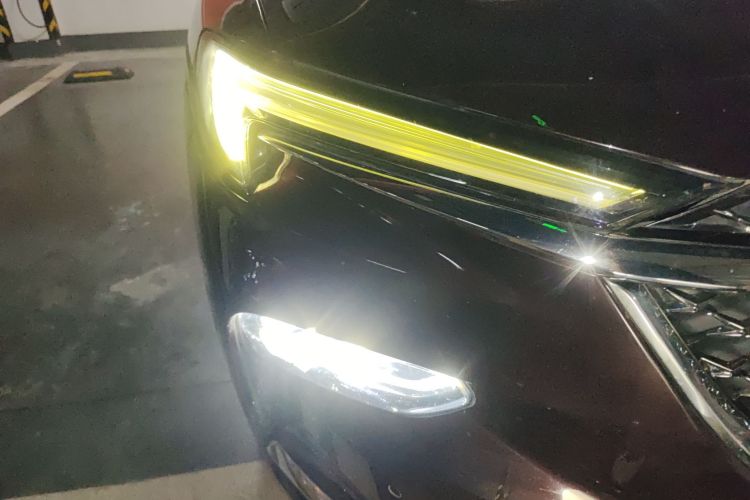 别克 昂科旗 2020款 28T 四驱Avenir艾维亚车身外观6006