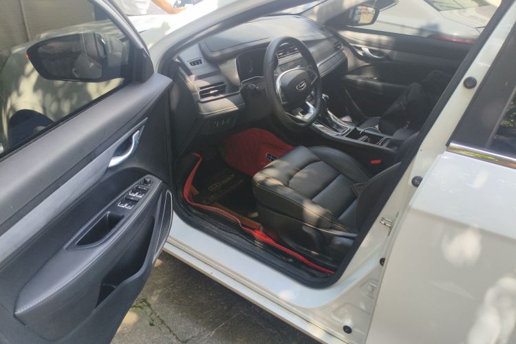 吉利汽车 帝豪 2021款 UP 1.5L CVT向上版中控内饰7003