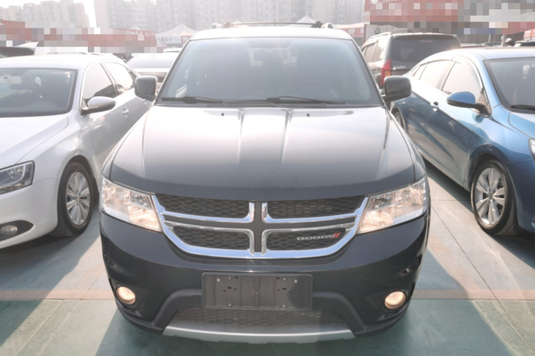 道奇 酷威 2015款 2.0TD 四驱尊尚版车身外观6001