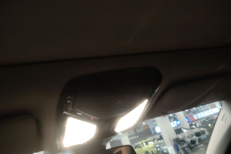 宝马i3 2023款 eDrive 40 L 曜夜套装局部细节22