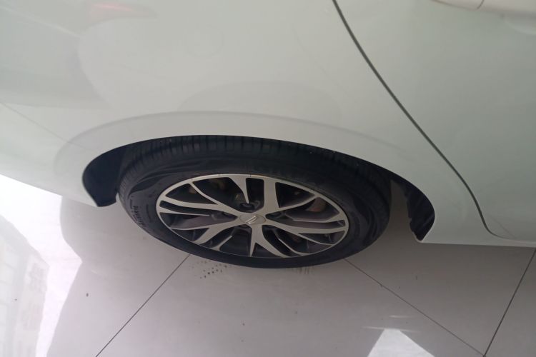 吉利汽车 帝豪 2022款 第4代 1.5L CVT精英型车身外观6008