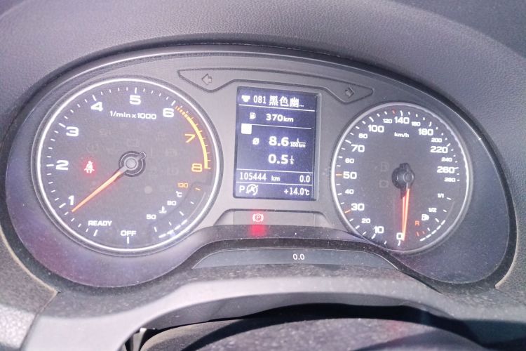 奥迪A3 2016款 Limousine 35 TFSI 进取型中控内饰14