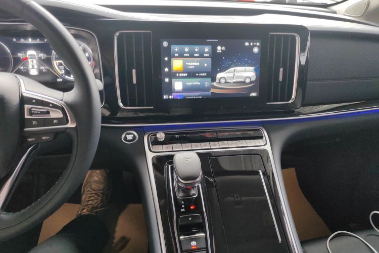 广汽传祺 传祺M8 2023款 领秀系列 390T 尊贵版中控内饰16