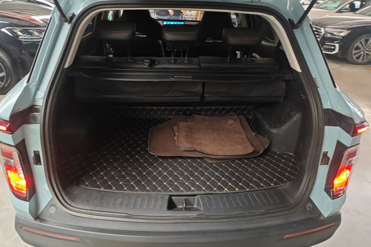 宝骏RS-3 2020款 1.5L CVT  24小时在线豪华型局部细节23