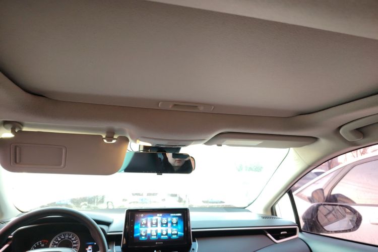 丰田 卡罗拉 2019款 1.2T S-CVT GL-i精英版局部细节22