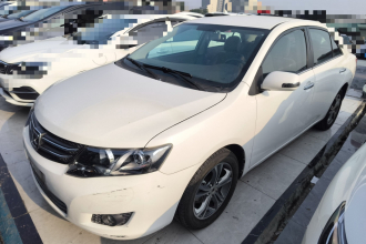 众泰Z300 2014款 1.6L 都市版自动豪华型