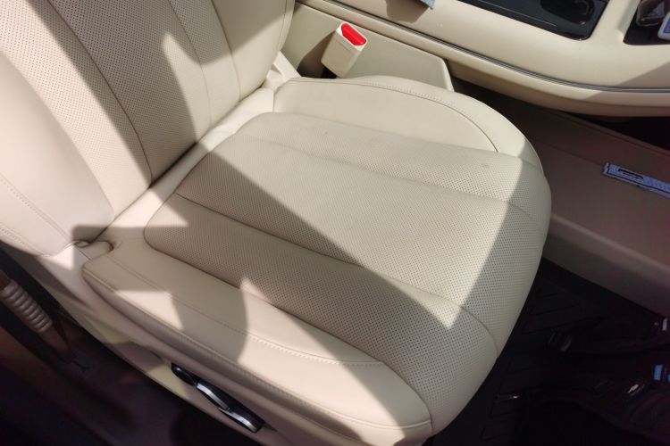 鸿蒙智行 问界M7 2024款 1.5T 后驱Plus版 5座局部细节41