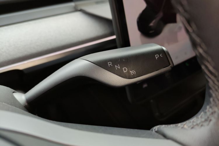 特斯拉 Model Y 2024款 长续航全轮驱动版局部细节18