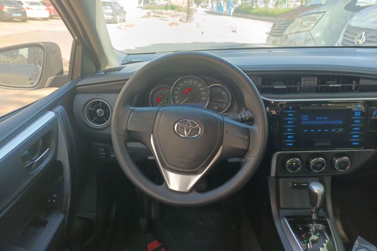 丰田 卡罗拉 2017款 改款 1.2T S-CVT GL局部细节13