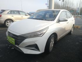现代 悦纳 2020款 1.4L 手动GLS炫酷版