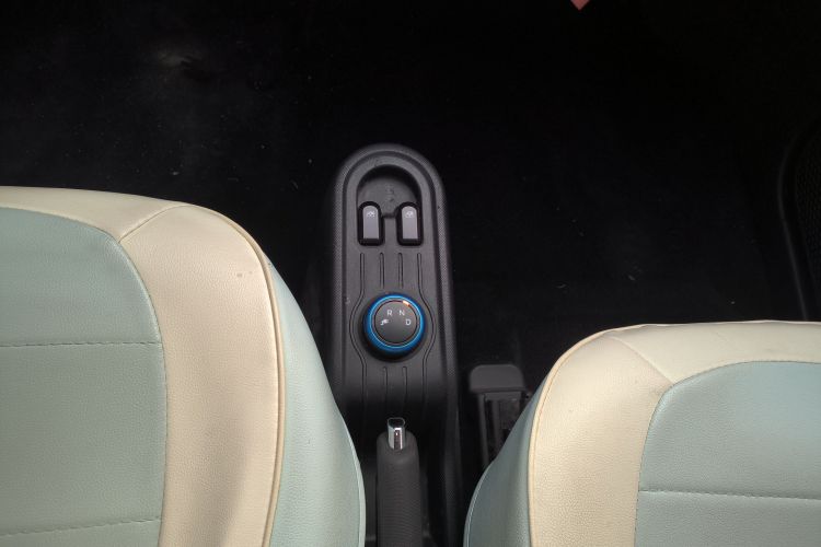 五菱汽车 宏光MINIEV 2020款 自在款 磷酸铁锂中控内饰18