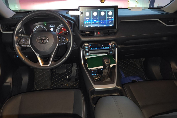 丰田 威兰达 2022款 2.0L CVT四驱豪华PLUS版中控内饰12