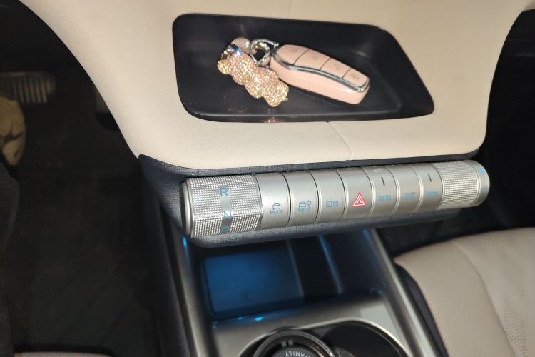 比亚迪 海豚 2025款 420km 时尚版中控内饰18