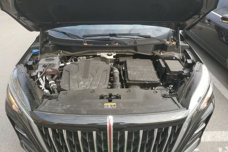 红旗HS3 PHEV 2024款 PHEV 115km 劲为版机舱底盘24