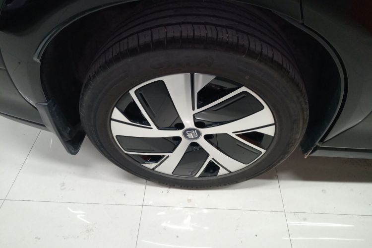 比亚迪 唐L 2025款 DM 215KM激光雷达旗舰型车身外观6008