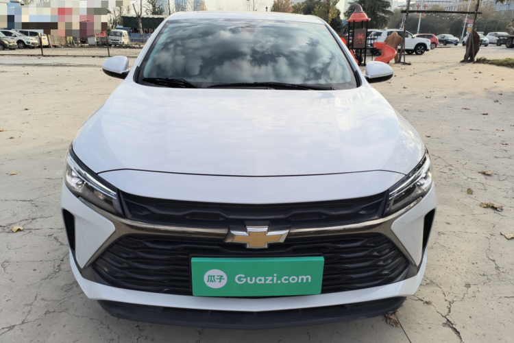 雪佛兰 科鲁泽 2023款 1.5L 双离合悦享版车身外观2