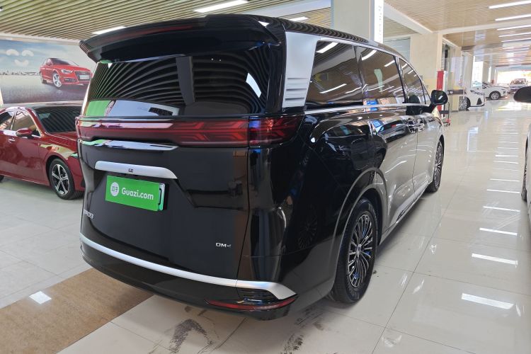 腾势D9 2024款 DM-i 1050 尊享型车身外观7