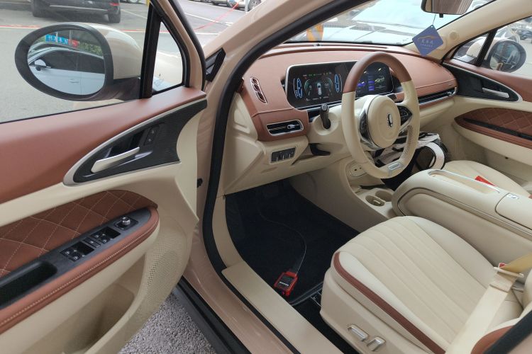 欧拉好猫 2023款 401km标准续航 豪华型 磷酸铁锂中控内饰7003