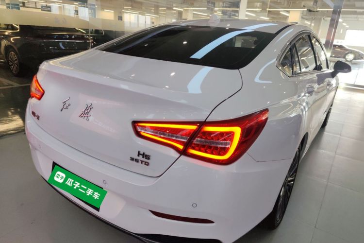 红旗H5 2020款 1.8T 自动智联旗享版车身外观6005