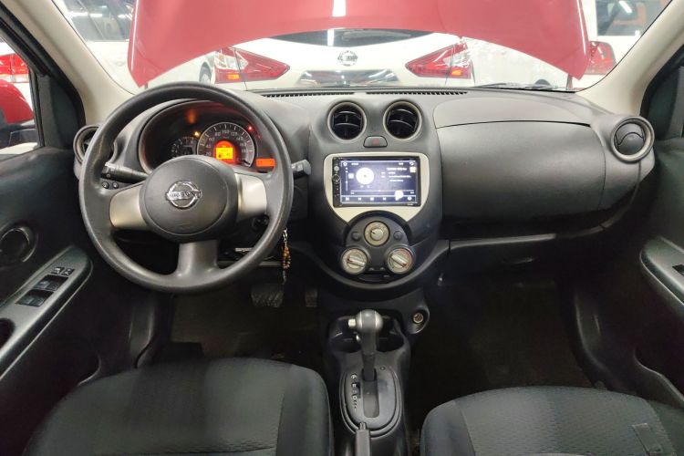 日产 玛驰 2010款 1.5L 自动易炫版中控内饰12