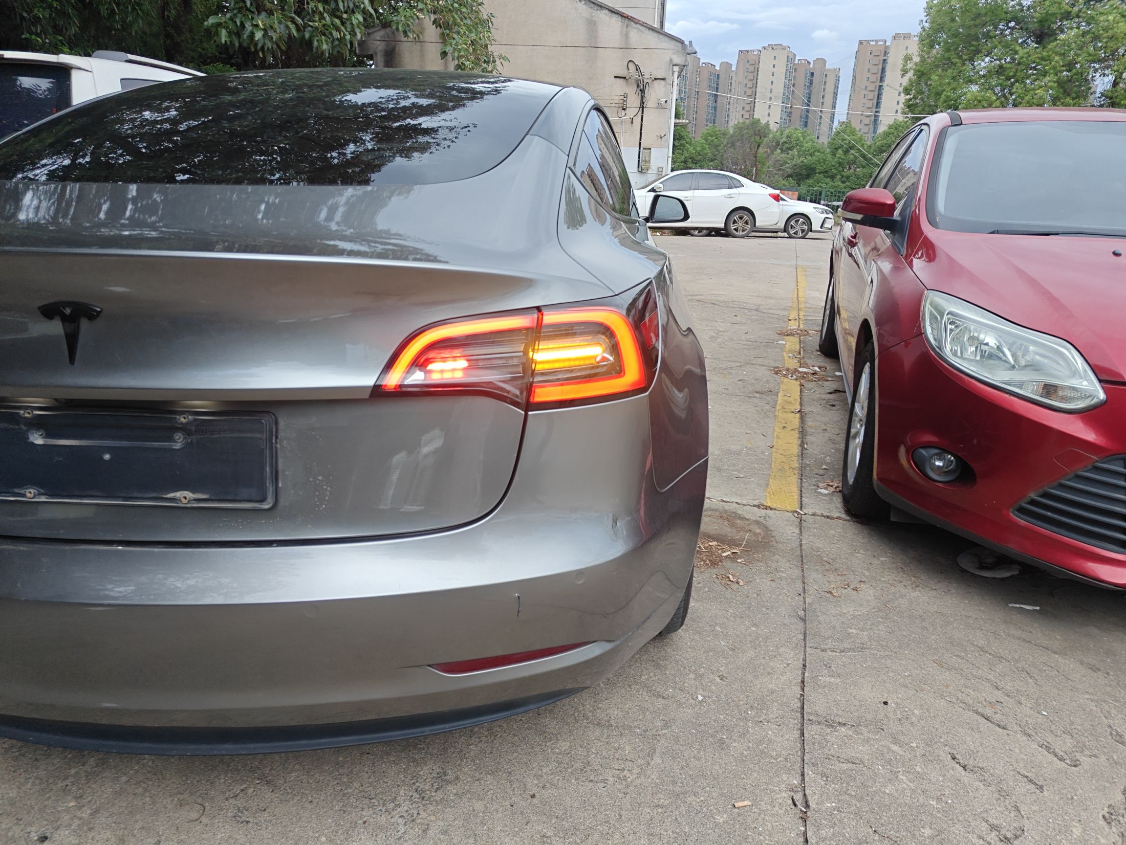 特斯拉 Model 3 2021款 标准续航后驱升级版