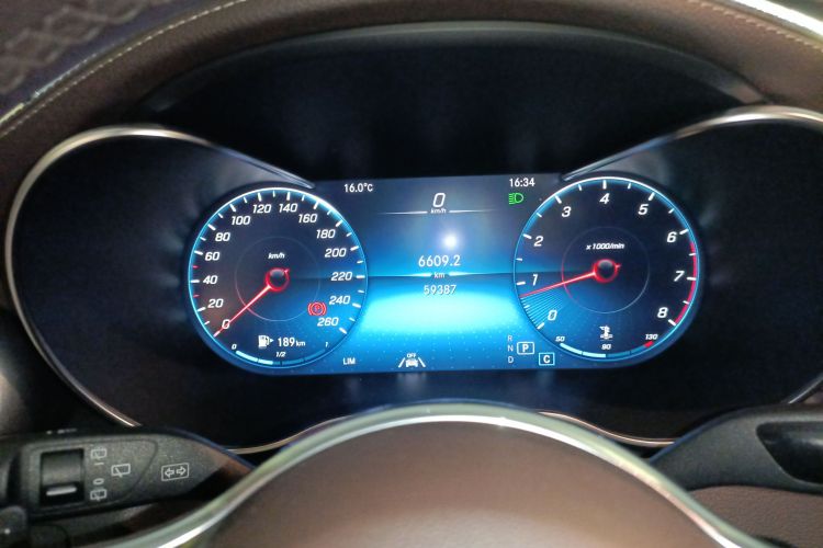 奔驰GLC 2021款 GLC 300 L 4MATIC 豪华型中控内饰14