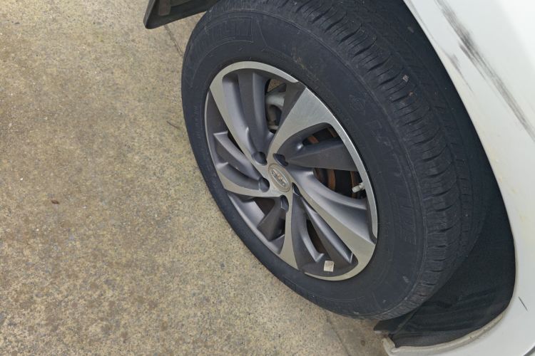 比亚迪 宋 2016款 2.0TID 自动尊贵型车身外观6008