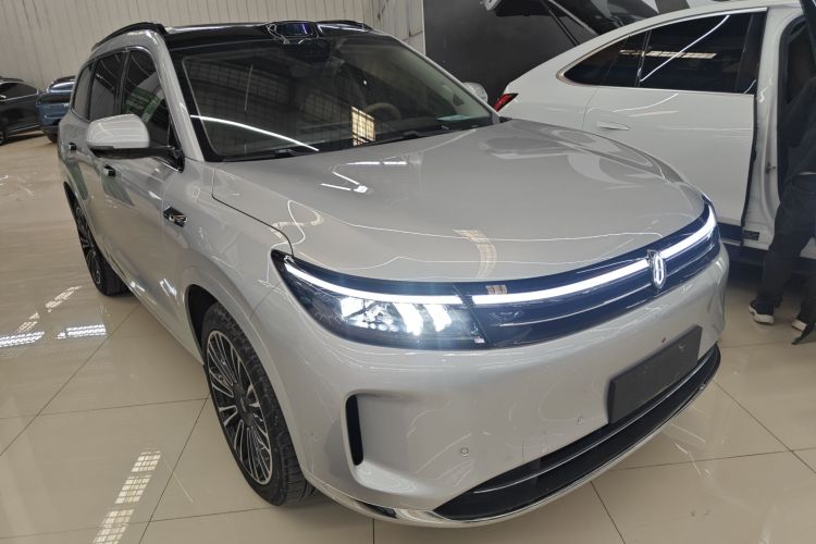 鸿蒙智行 问界M7 2024款 1.5T 智驾四驱Ultra版 5座车身外观3