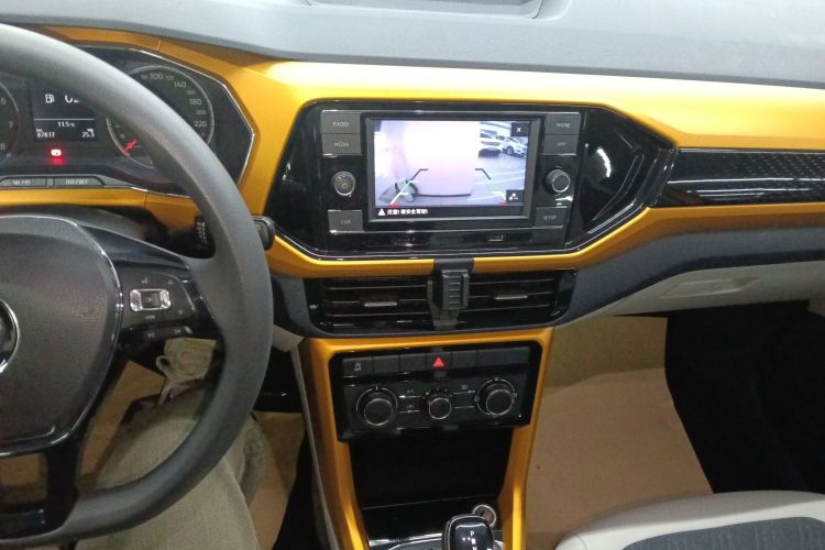 大众 途铠 2019款 280TSI DSG舒适版局部细节16