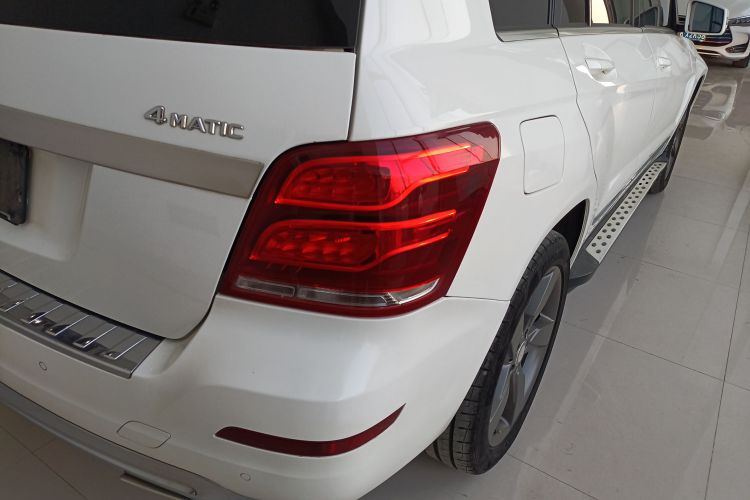 奔驰GLK级 2013款 GLK 300 4MATIC 动感天窗型车身外观6006